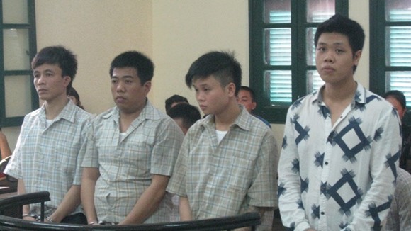 “Huyết chiến” bất thành… ảnh 1