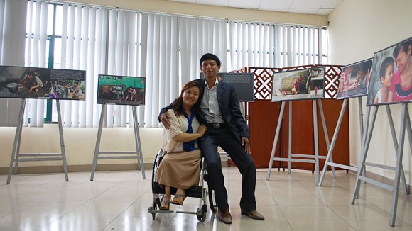 Cây xương rồng vẫn nở hoa ảnh 2
