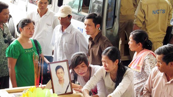 Vụ cháy xưởng may tại Nga: Đưa 14 di hài, thi hài về quê hương ảnh 1