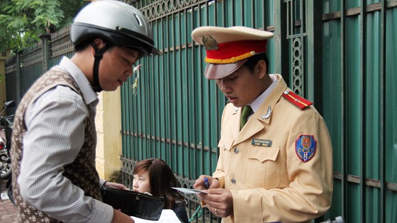Tăng cường xử lý phương tiện không gắn biển kiểm soát ảnh 1