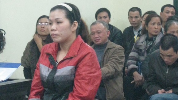 Trùm “tín dụng đen” ung dung nhận án ảnh 1