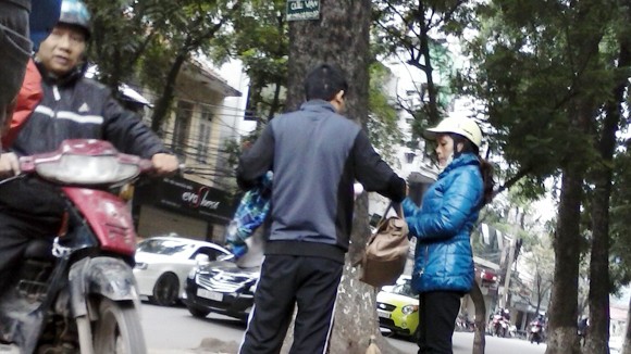 Có bệnh thì phải lụy… “cò” ảnh 1