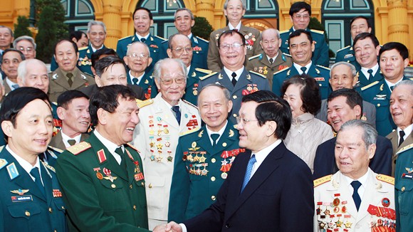 Cùng ôn lại những ngày tháng hào hùng ảnh 1