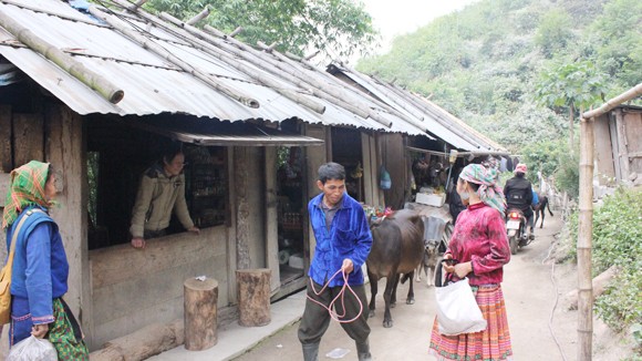 Chinh phục cung đường dữ dội ảnh 2