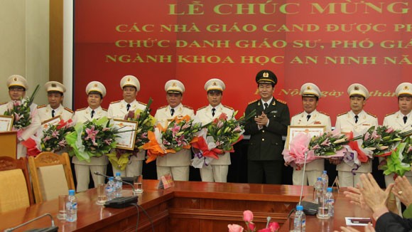 Gắn kết chặt chẽ lý luận với thực tiễn ngành Khoa học An ninh ảnh 1