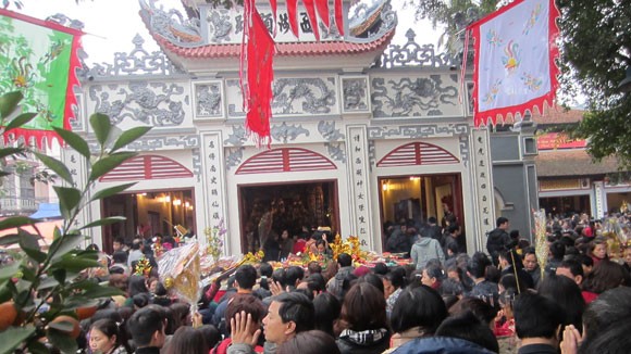 Đi lễ, không còn lo mất của ảnh 1