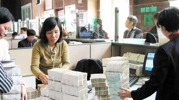 Đề xuất đánh thuế tiền gửi tiết kiệm: Bất hợp lý, thiếu khả thi ảnh 1