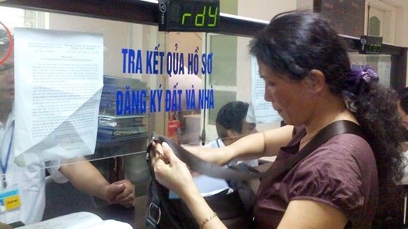 325.000 nhà đất khó cấp “sổ đỏ” ảnh 1