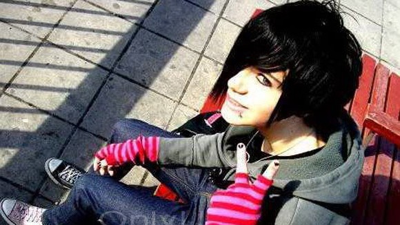 Trào lưu Emo: Giới trẻ đang đi nhầm đường ảnh 1