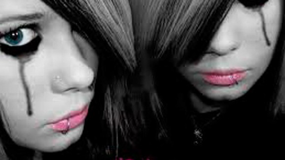 Trào lưu Emo: Giới trẻ đang đi nhầm đường ảnh 2