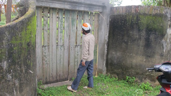 Về làng tử tù ảnh 1