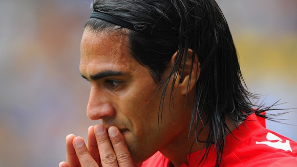 Đưa Falcao về Bernabeu ảnh 1