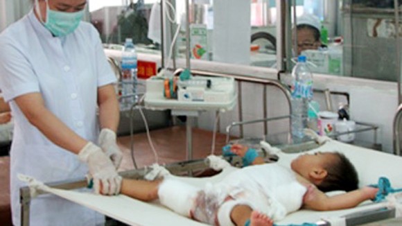 Ca trực kinh hoàng của những người đứng ngoài tiêu cực ngành y ảnh 1