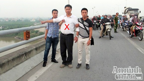 Trách nhiệm không của ai cả - bò mất vì chưa làm chuồng ảnh 1