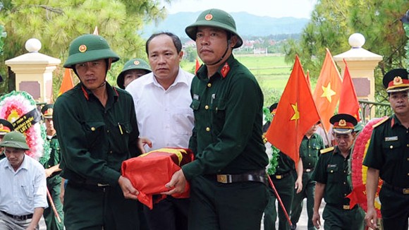 Không dựa vào “nhà ngoại cảm” để tìm hài cốt liệt sĩ ảnh 1