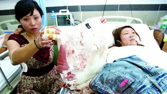 Ép sử dụng ma túy, thay trả tiền công ảnh 1