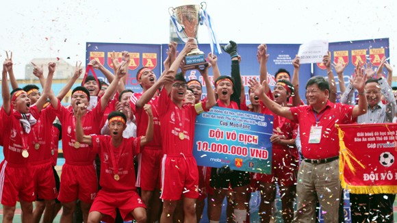 THPT Nguyễn Thị Minh Khai lần thứ 2 vô địch ảnh 1