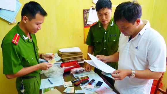 Bán hàng trả góp - “mảnh đất” mới để tội phạm lợi dụng? ảnh 1