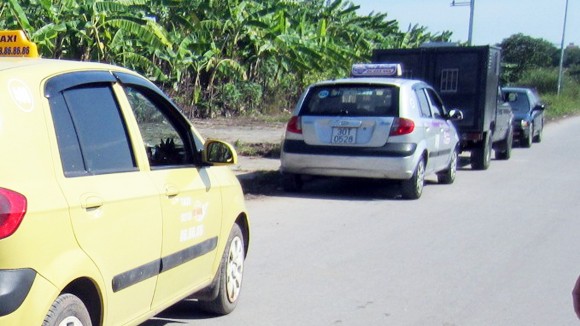 Vụ cướp taxi táo tợn ảnh 1