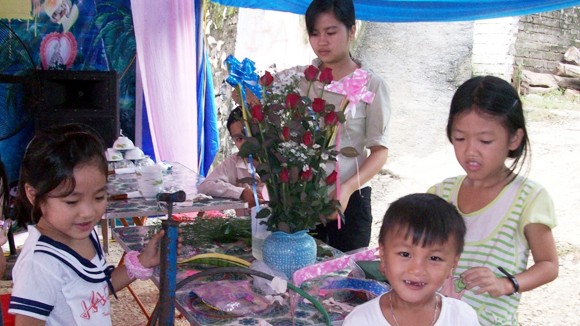 Tự làm đám cưới - xu hướng mới của giới trẻ ảnh 1