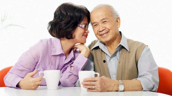 “Vợ già bằng ba lần giậu” ảnh 1