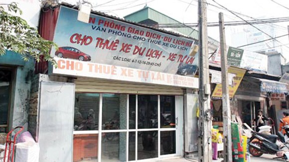 Cho thuê xe ô tô, xe máy đắt khách ảnh 1