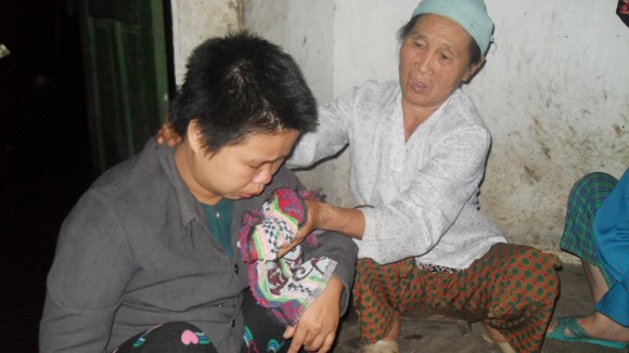 Chuyện rùng rợn, đau khổ đến tận cùng tại ngôi làng của những người điên ảnh 1