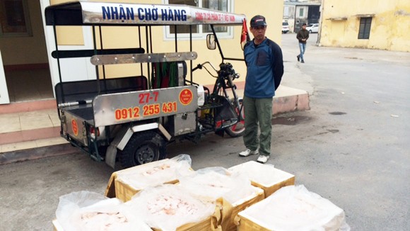 Chặn 800kg nội tạng bốc mùi ảnh 1