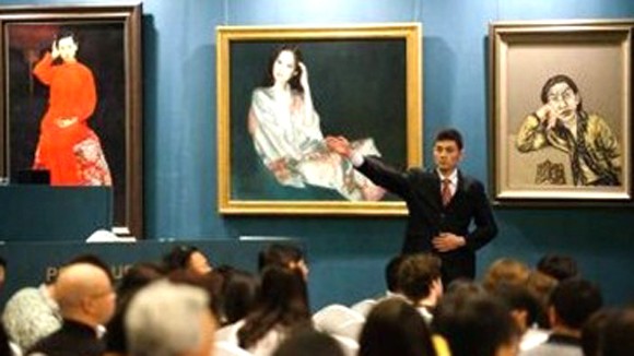 “Rửa tiền” bằng... nghệ thuật ảnh 1