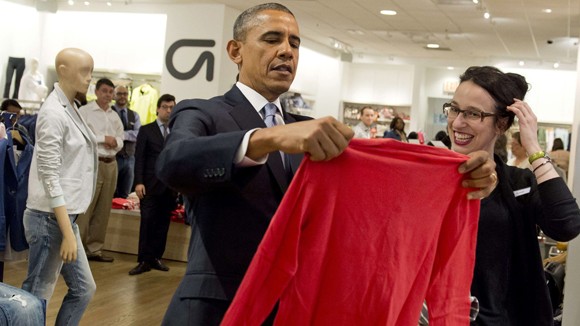 Tổng thống Obama mua áo “made in Vietnam” tặng vợ ảnh 1