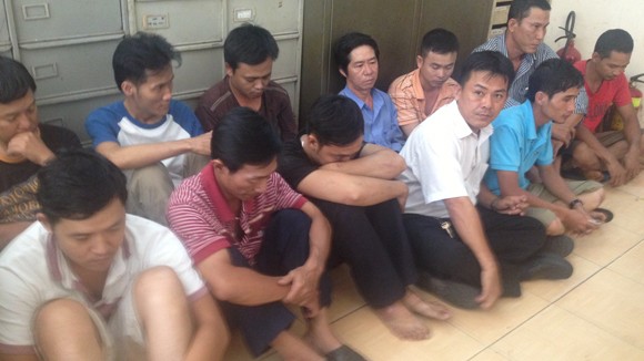 Triệt phá ổ cá độ trong quán cà phê ảnh 1