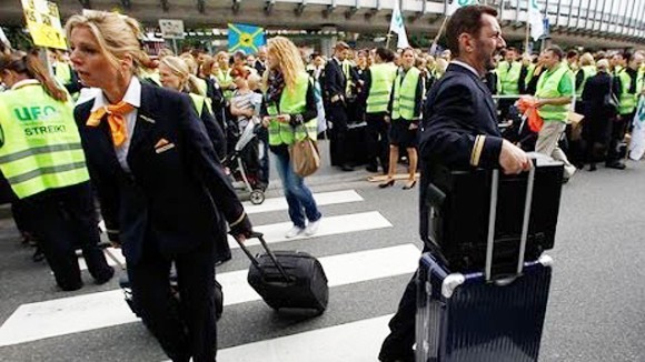 Phi công đình công, Lufthansa hủy 3.800 chuyến bay ảnh 1