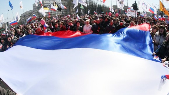 Bùng phát biểu tình ở miền Đông Ukraine ảnh 1