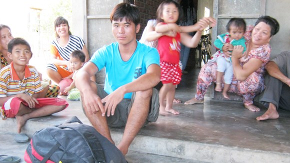 Một mình vật lộn giữa biển cả sau 25 giờ rơi xuống biển ảnh 1