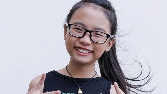 Phương Mỹ Chi hát để ủng hộ ngư dân ảnh 1