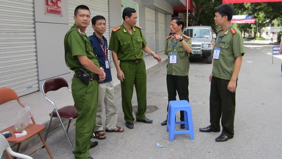 Âm thầm góp sức cho mỗi mùa thi ảnh 1
