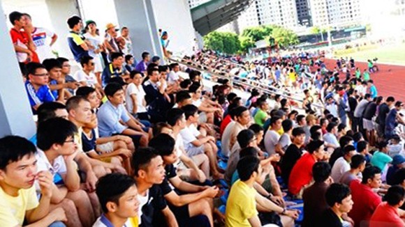 Nghịch lý buồn ảnh 1
