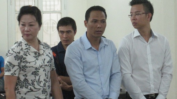 Vụ “thịt nhím” lại bị hoãn xử vì lý do hy hữu ảnh 1