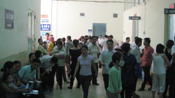 Chuyển mùa, dịch bệnh gia tăng ảnh 1