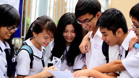 Kỳ thi quốc gia năm 2015 thu hút sự quan tâm của dư luận: Sẽ chọn phương án nào? ảnh 1
