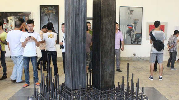Festival Mỹ thuật trẻ lần 3 - 2014: Cũ kỹ và buồn tẻ ảnh 1