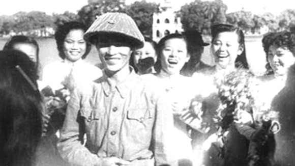 Đây lắng hồn núi sông… ảnh 1