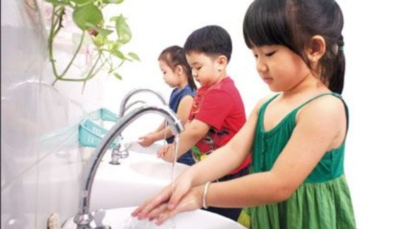 Phòng chống lây lan đau mắt đỏ ảnh 1
