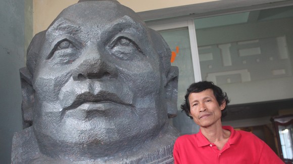 Người tạc tượng Đại tướng ở Tây Nguyên ảnh 1