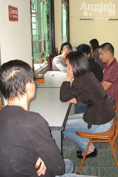 Toản cảnh vụ "đột kích" bar SIS & BRO ảnh 3