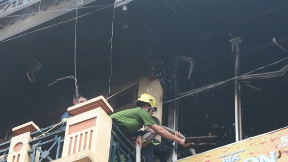 Cháy quán nhậu do hở khí gas ảnh 2