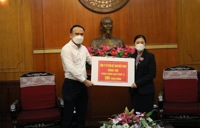 Tập đoàn Đất Xanh tài trợ tiêm vắc-xin ngừa Covid-19 cho nhân viên và khách hàng ảnh 2