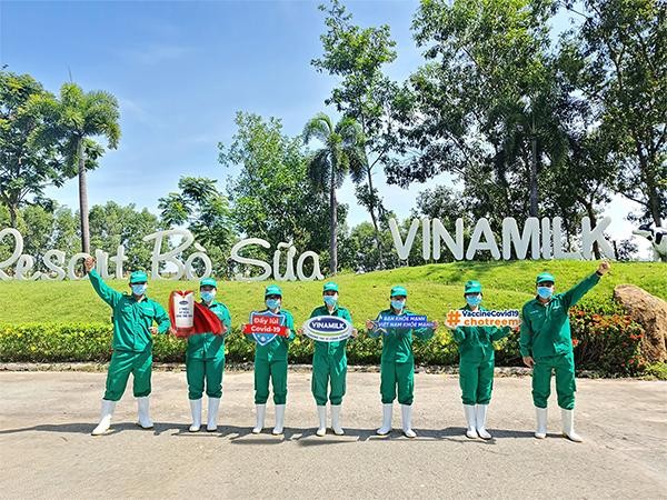 Vinamilk 6 lần liên tiếp được vinh danh trong Top 10 Doanh nghiệp phát triển bền vững nhất Việt Nam 2021 ảnh 6