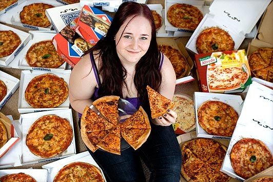 8 năm trời không ăn gì ngoài Pizza ảnh 1