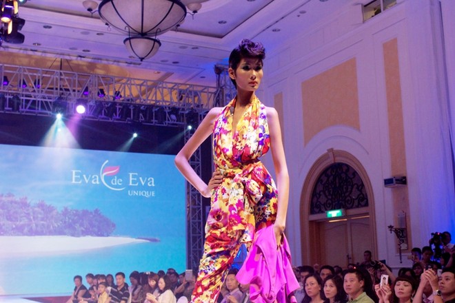 Người mẫu Next top "khoe chân" cùng các đàn chị ảnh 3
